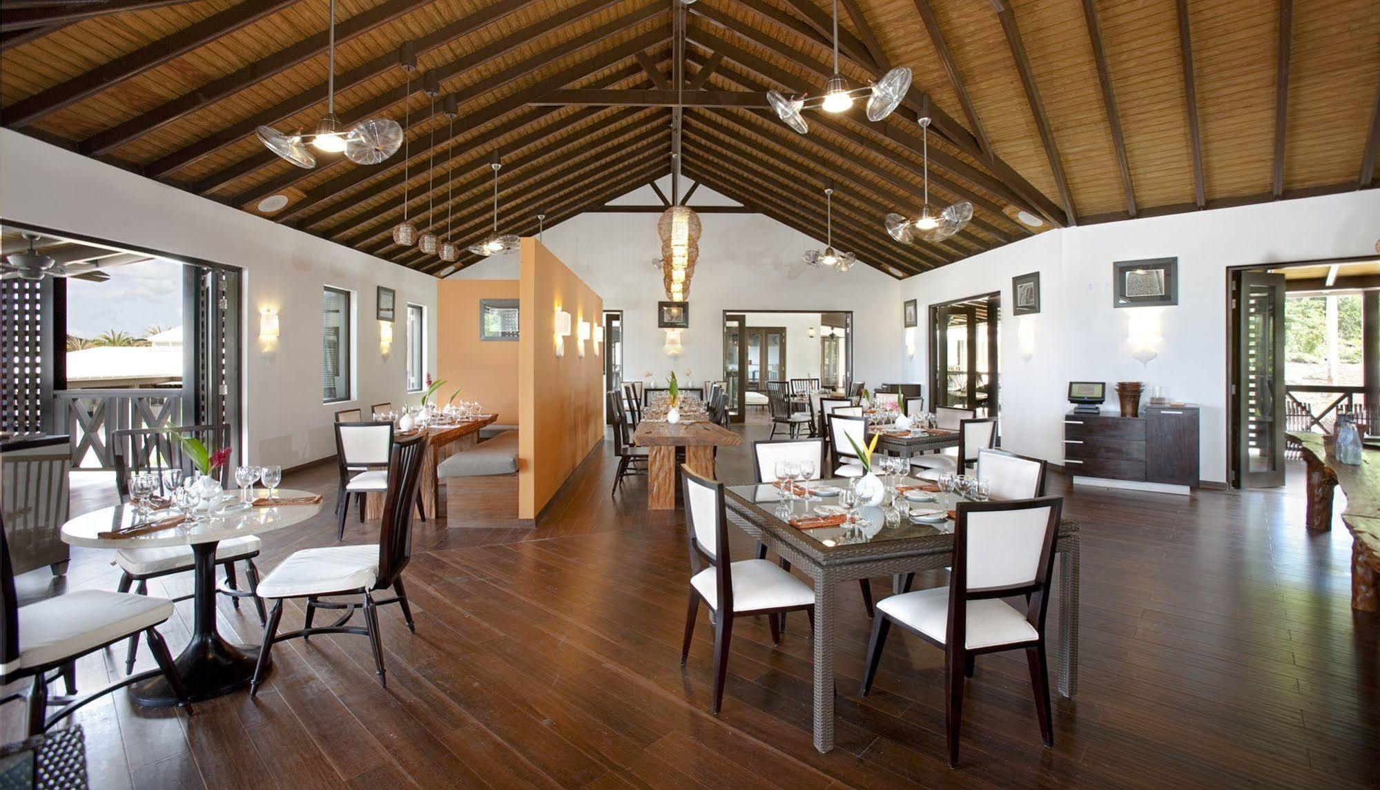 Sugar Ridge Resort Jolly Harbour Екстер'єр фото